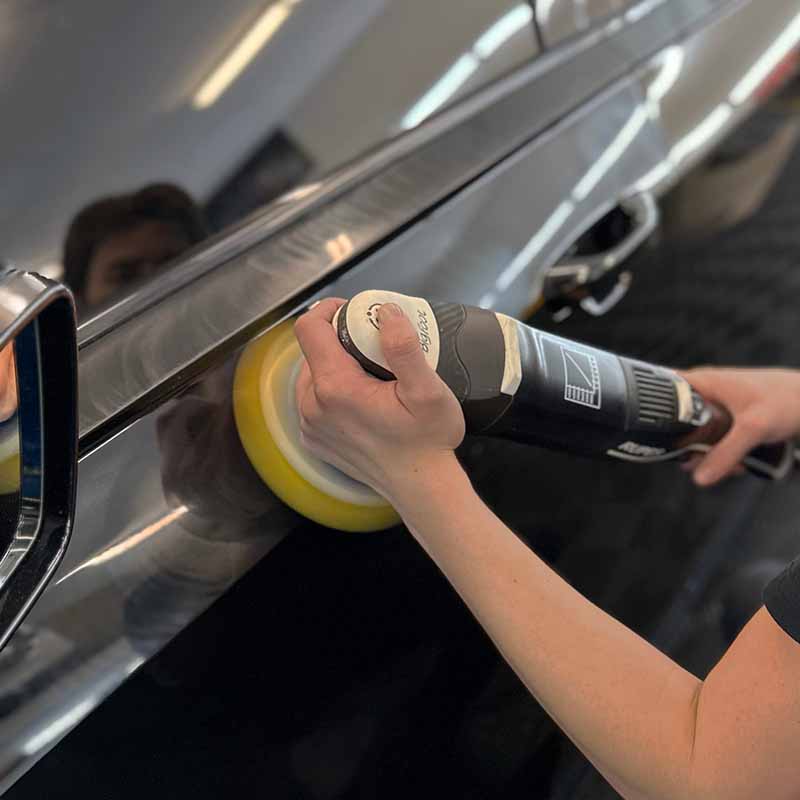 Polishing | Blue Star Auto Salon polishing at Blue Star Auto Salon