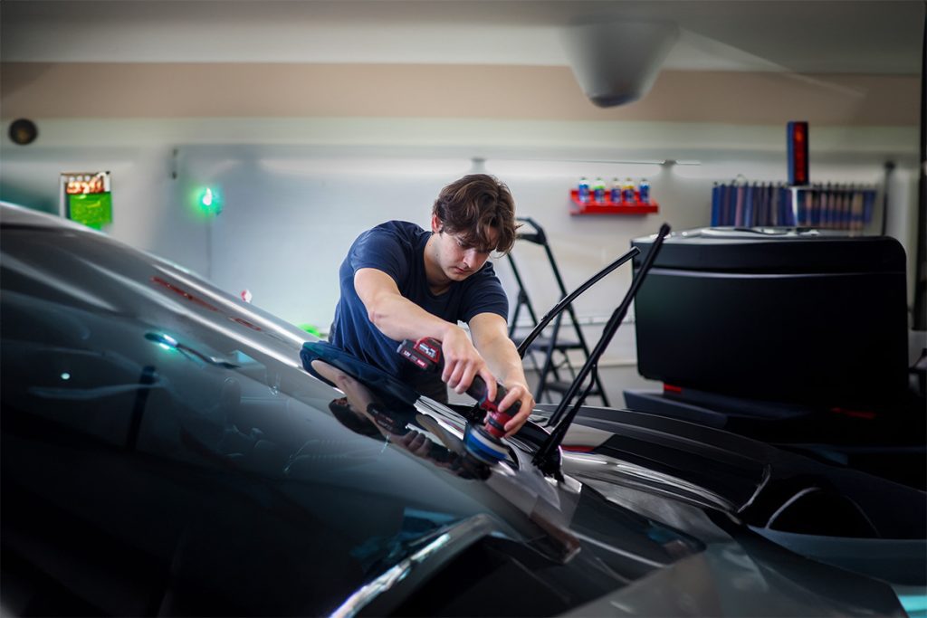TRACE 3 814 | Blue Star Auto Salon Trace